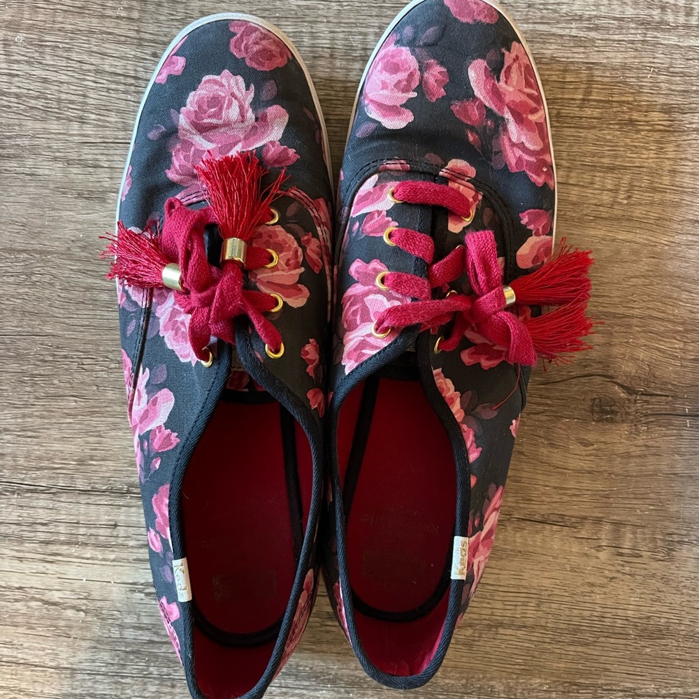 Kate Spade x Keds (black w/red roses)